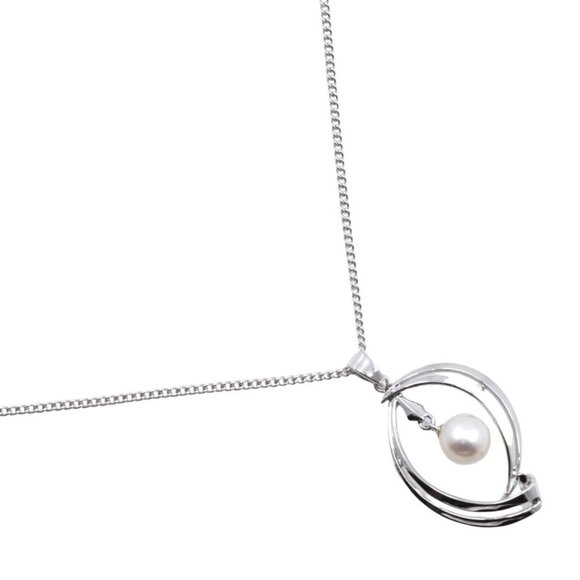 $995 Authentic MIKIMOTO Women's Pearl Necklace Silver 4.3g - 16.7in - Picture 1 of 12